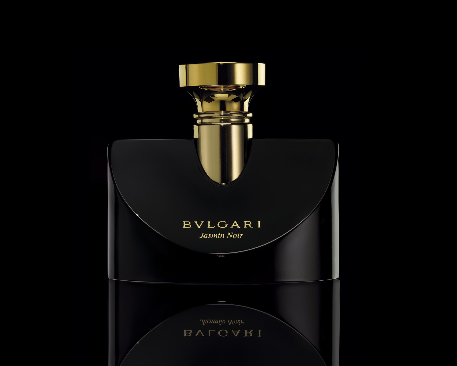 Romain RECHT – Retoucheur Photo Parfum - PARIS - CAMPAGNE BVLGARI