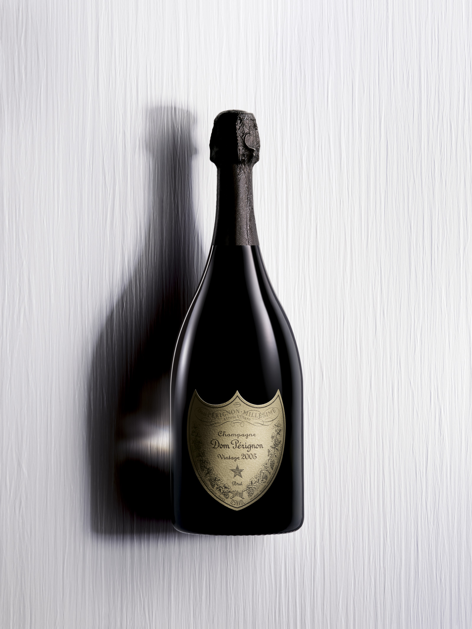 Romain RECHT – Retoucheur Photo Champagne, Bière et Spiritueux - PARIS - CAMPAGNE DOM PERIGNON