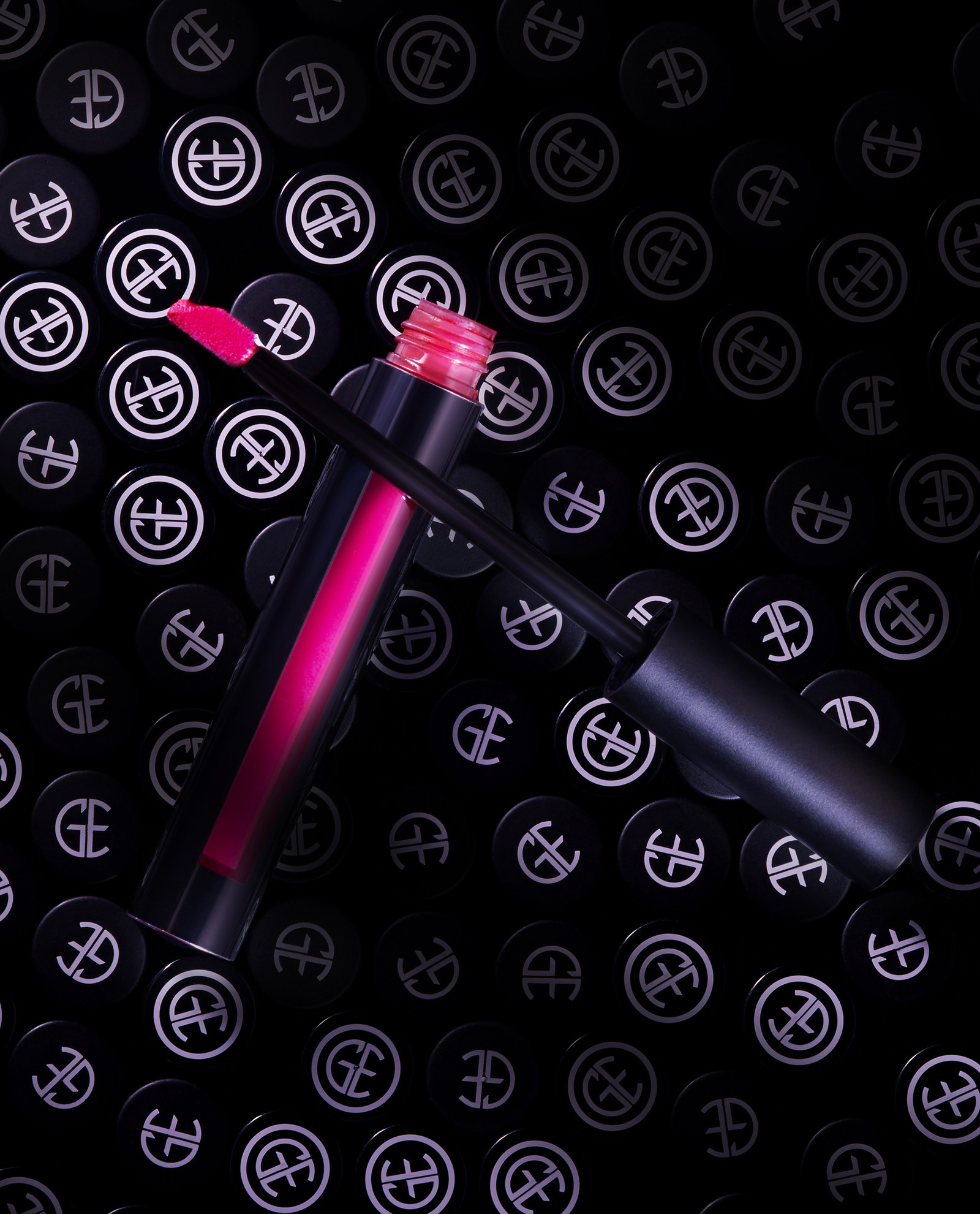 Romain Recht - Retoucheur Photos Cosmétique